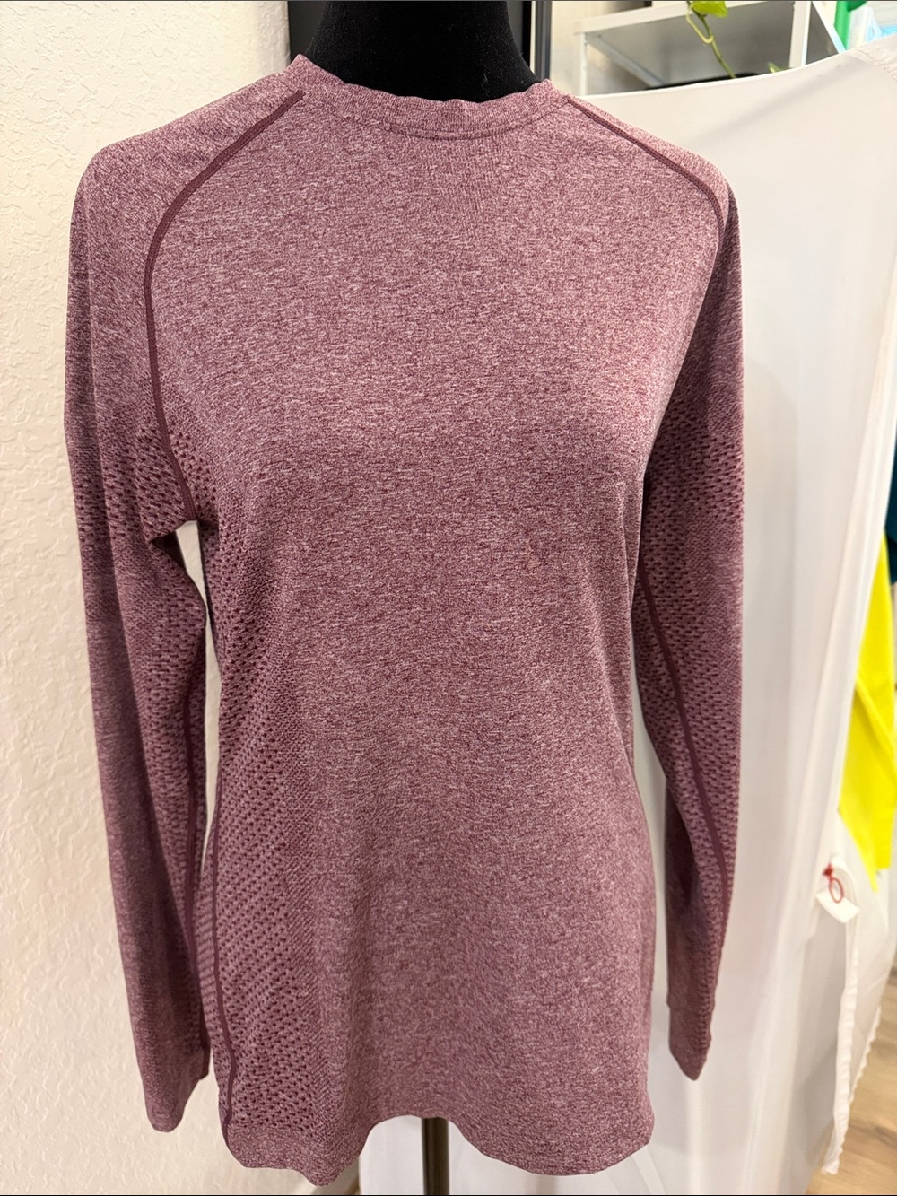 Figs Dark Fig Salta underscrub shirt. Large